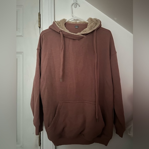 Aerie Mauve Hoodie with Fur lined hood - Picture 4 of 7